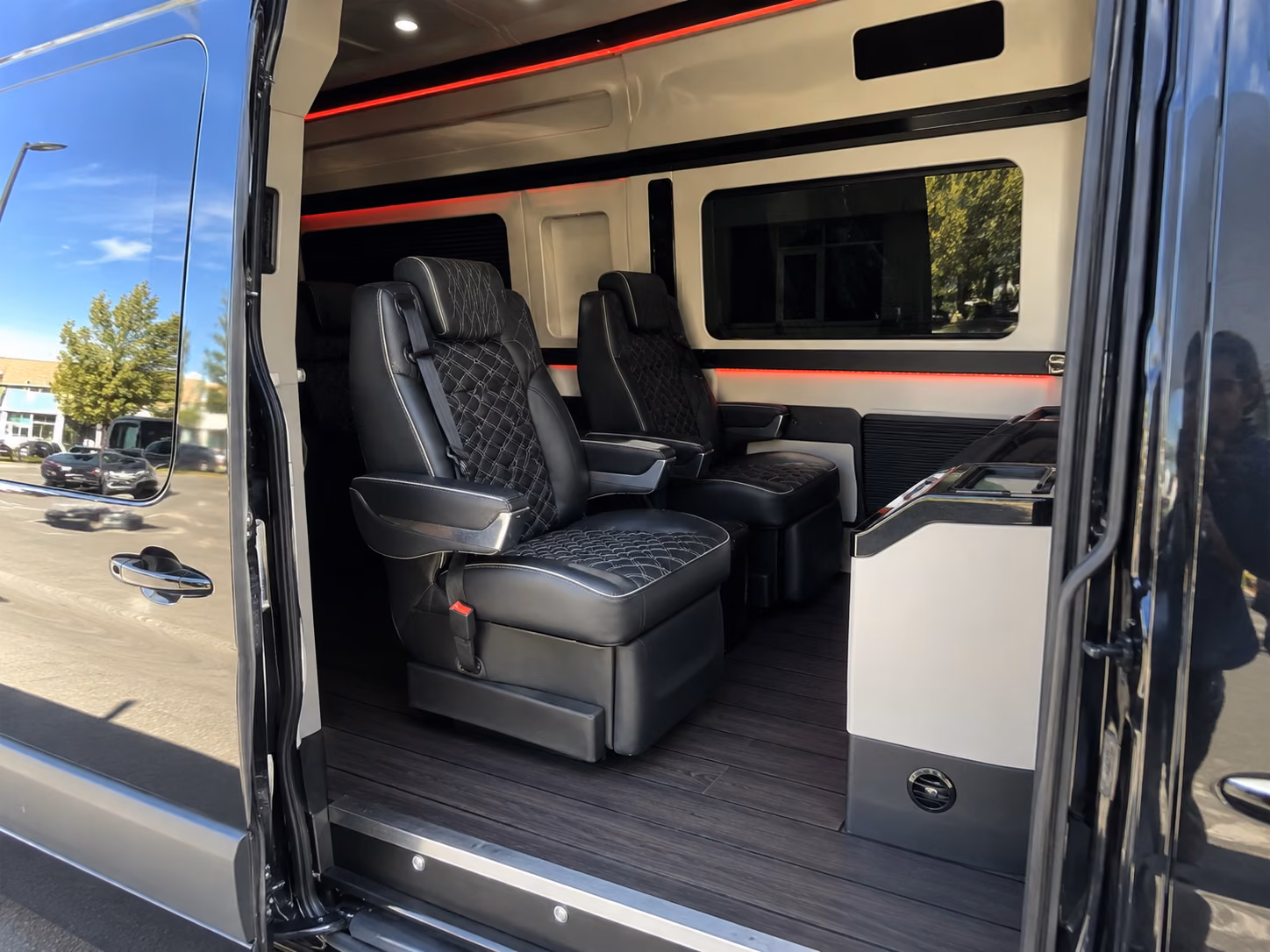 tempe bus rentals for arizona road trips and utah travel