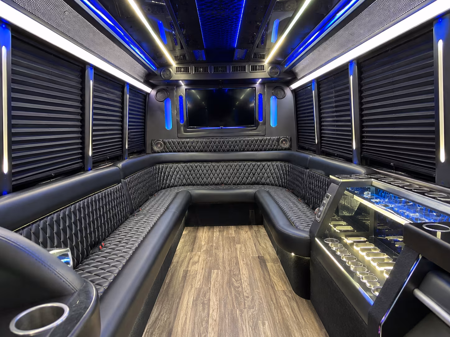 tempe corporate retreat shuttle bus rentals